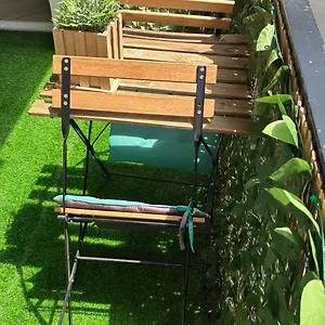 superbe-studio-chaleureux-et-fonctionnel.fr-provencehotel.com/